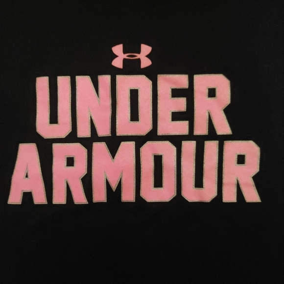 Under Armour Women's T-shirt Size Medium Semi-Fitted Heat Gear Black Spell Out - Picture 10 of 12